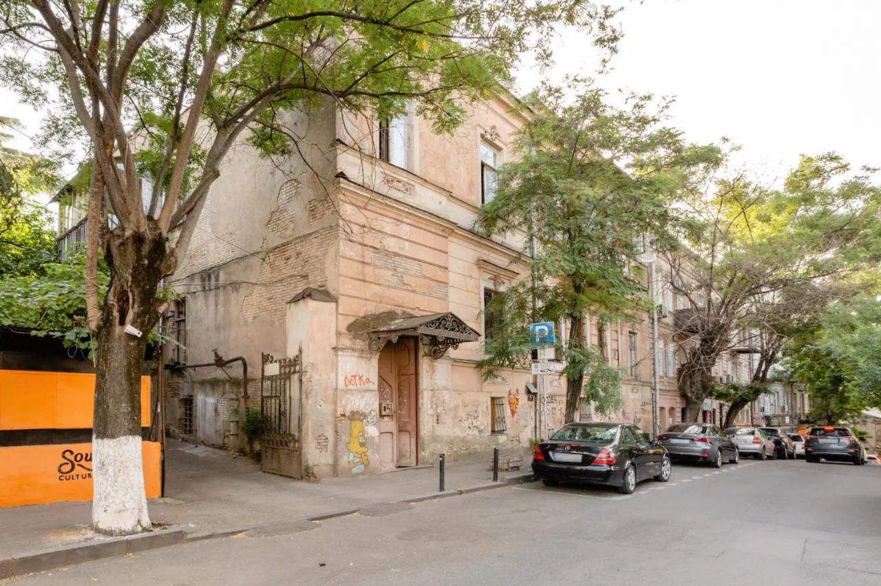 Lovely Dulcet Loft In Center Of Rustaveli Tbilisi Exterior photo
